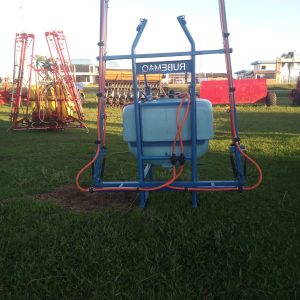 pulverizador  marca  rubimaq